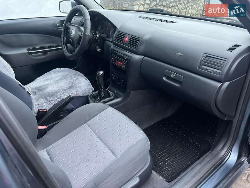 Універсал Skoda Octavia 2004 в Тернополі