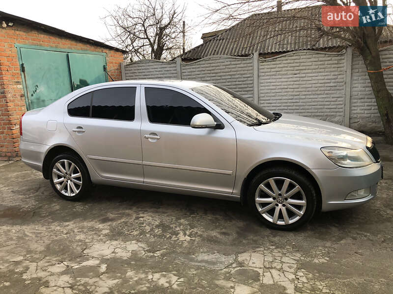 Ліфтбек Skoda Octavia 2011 в Богодухіву