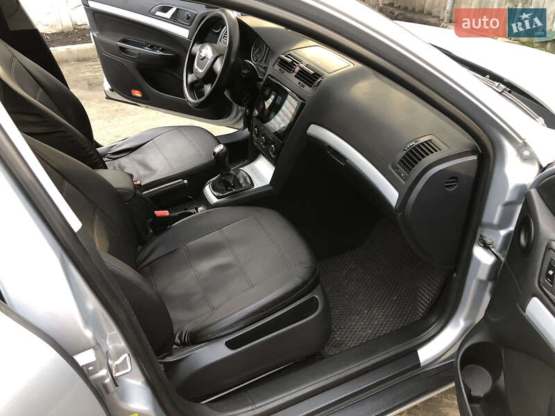 Ліфтбек Skoda Octavia 2011 в Богодухіву