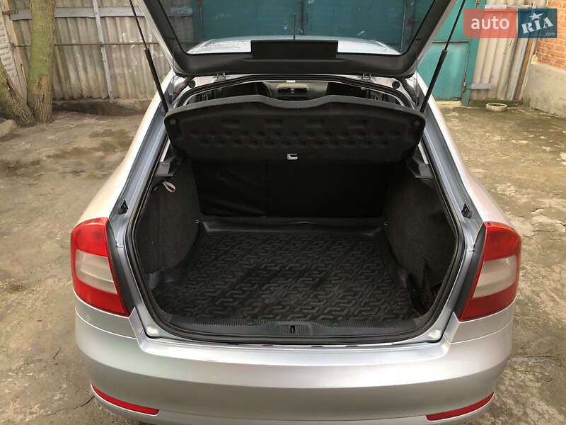 Ліфтбек Skoda Octavia 2011 в Богодухіву