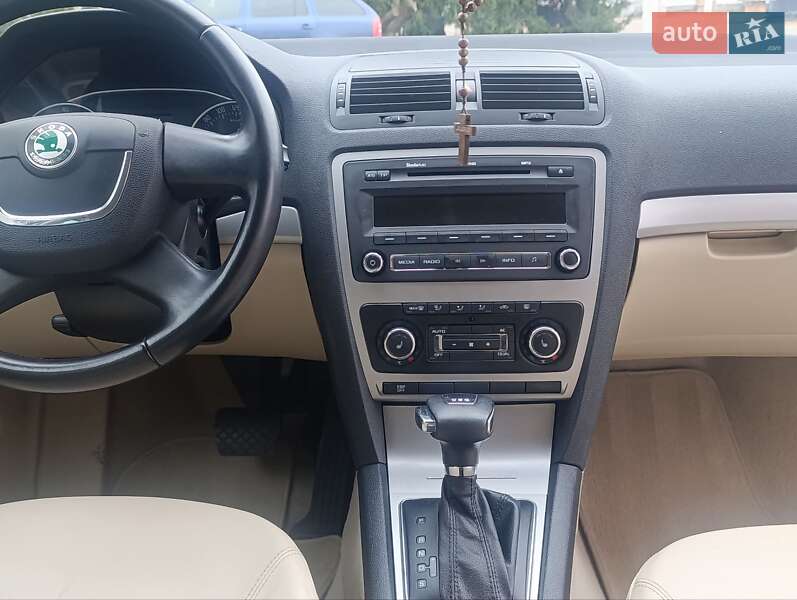 Универсал Skoda Octavia 2009 в Дубно