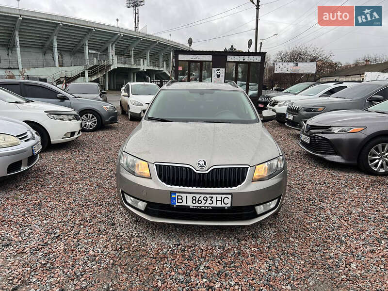 Універсал Skoda Octavia 2014 в Полтаві