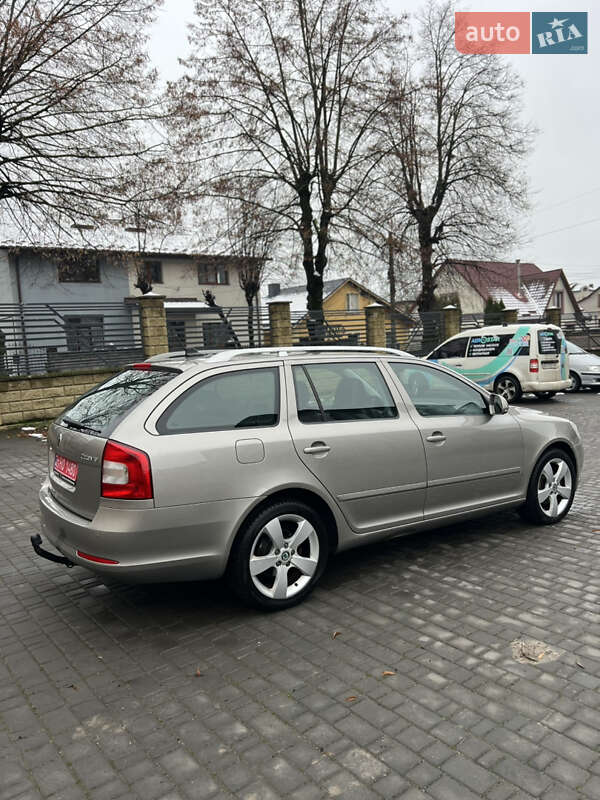 Универсал Skoda Octavia 2010 в Здолбунове