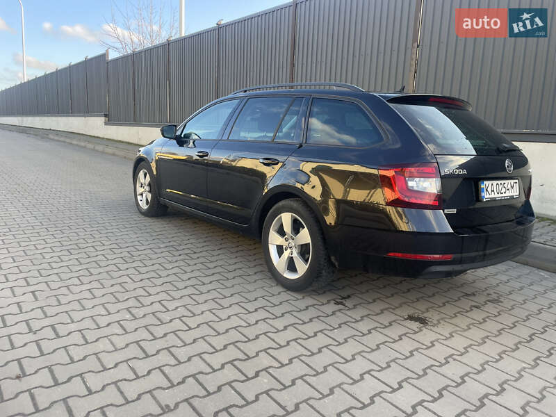Універсал Skoda Octavia 2018 в Луцьку