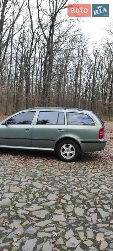 Універсал Skoda Octavia 2003 в Жашківу