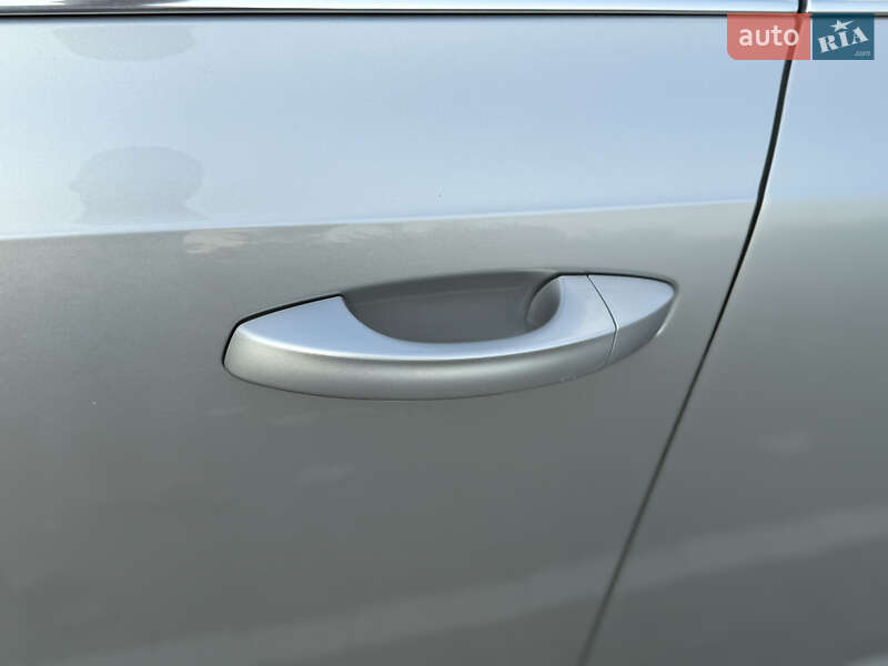 Універсал Skoda Octavia 2017 в Чернівцях