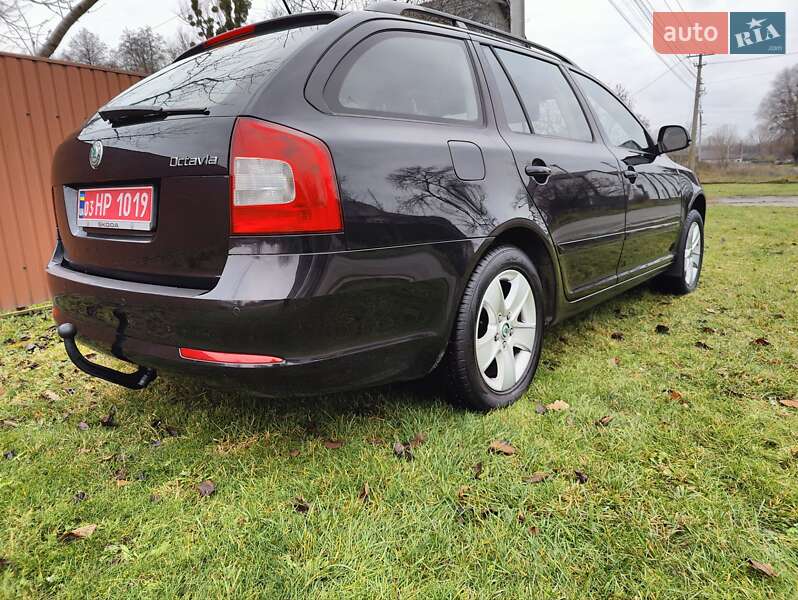Универсал Skoda Octavia 2010 в Киеве фото 10 Универсал Skoda Octavia 2010 в Киеве