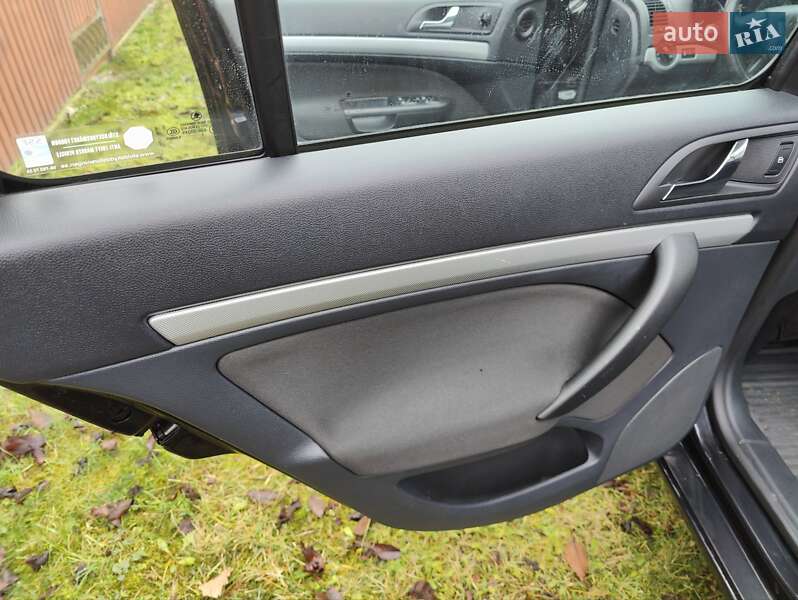 Универсал Skoda Octavia 2010 в Киеве фото 17 Универсал Skoda Octavia 2010 в Киеве