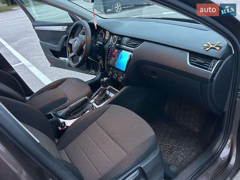 Ліфтбек Skoda Octavia 2014 в Сваляві