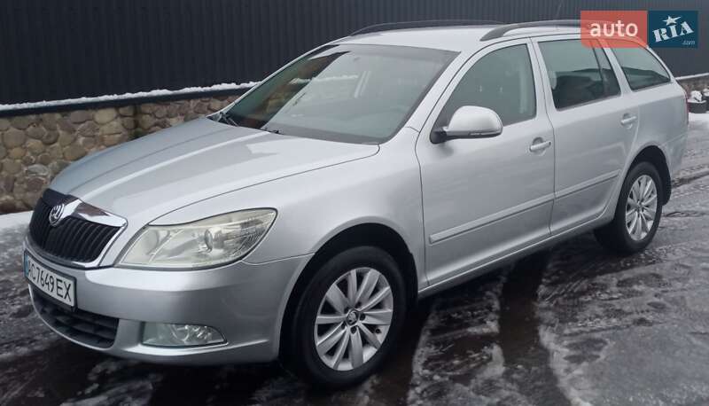 Універсал Skoda Octavia 2009 в Луцьку