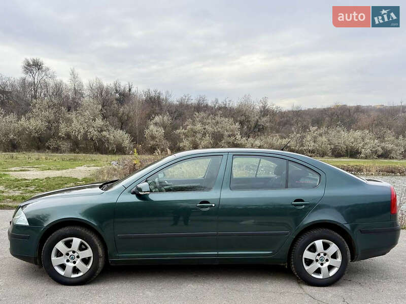 Лифтбек Skoda Octavia 2007 в Днепре