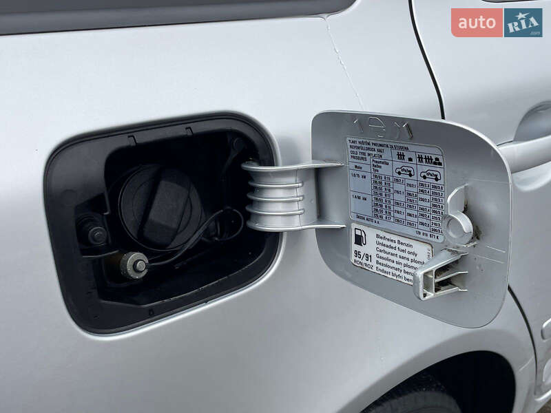 Універсал Skoda Octavia 2010 в Вінниці