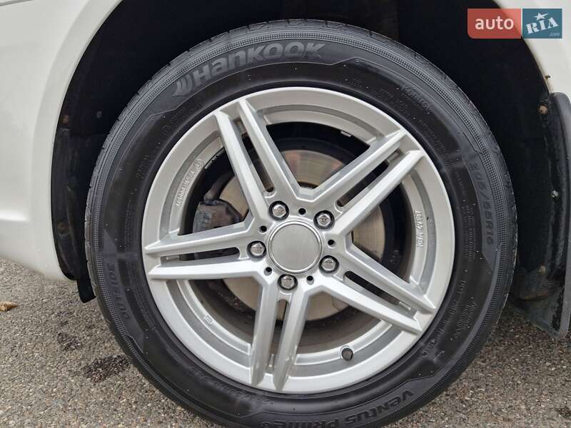 Ліфтбек Skoda Octavia 2010 в Кривому Розі