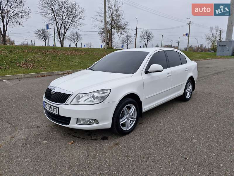 Ліфтбек Skoda Octavia 2010 в Кривому Розі