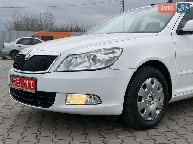 Ліфтбек Skoda Octavia 2009 в Лубнах
