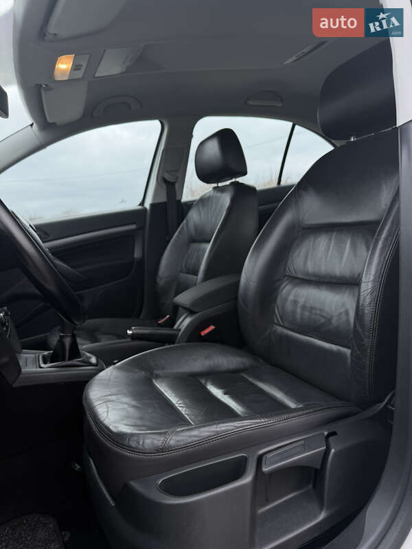 Ліфтбек Skoda Octavia 2009 в Лубнах