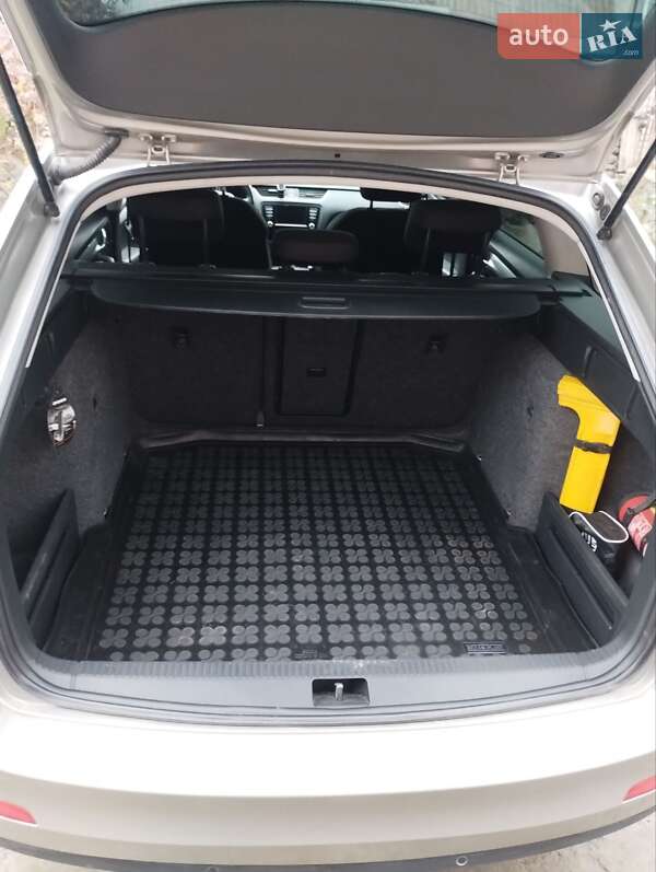 Універсал Skoda Octavia 2015 в Старокостянтинові