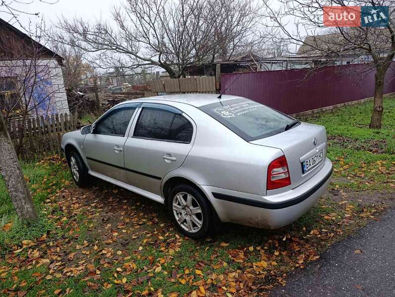 Лифтбек Skoda Octavia 2001 в Николаеве