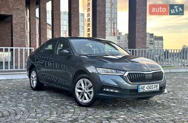 Лифтбек Skoda Octavia 2021 в Днепре
