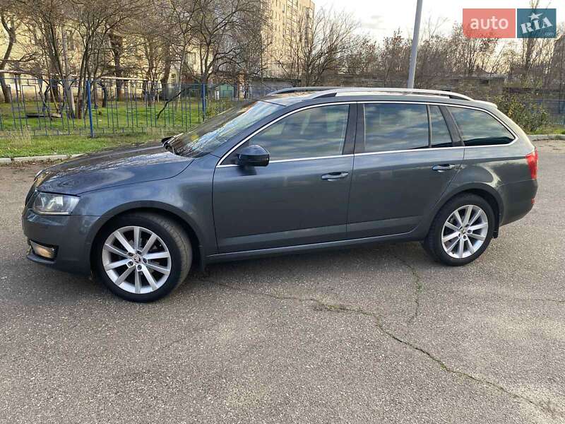 Универсал Skoda Octavia 2015 в Николаеве