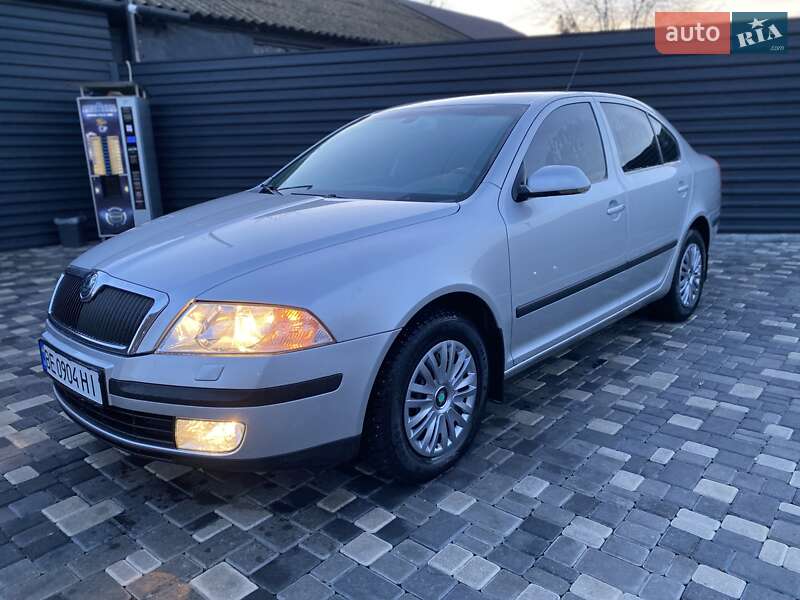 Лифтбек Skoda Octavia 2006 в Николаеве