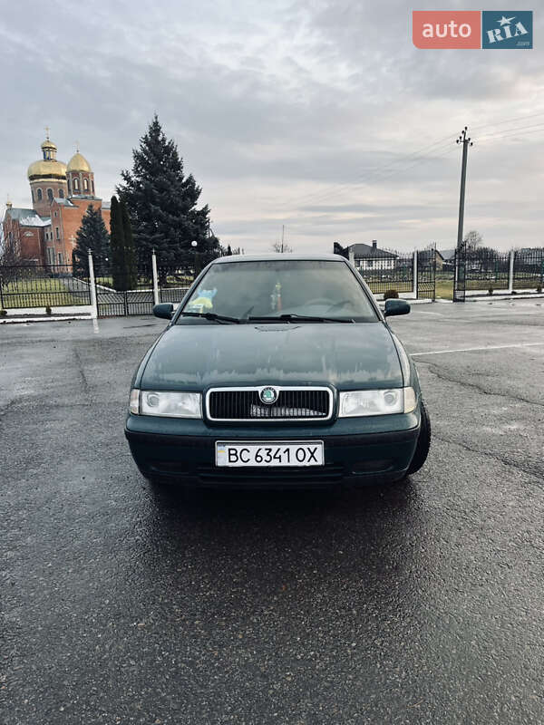 Ліфтбек Skoda Octavia 1998 в Іваничах