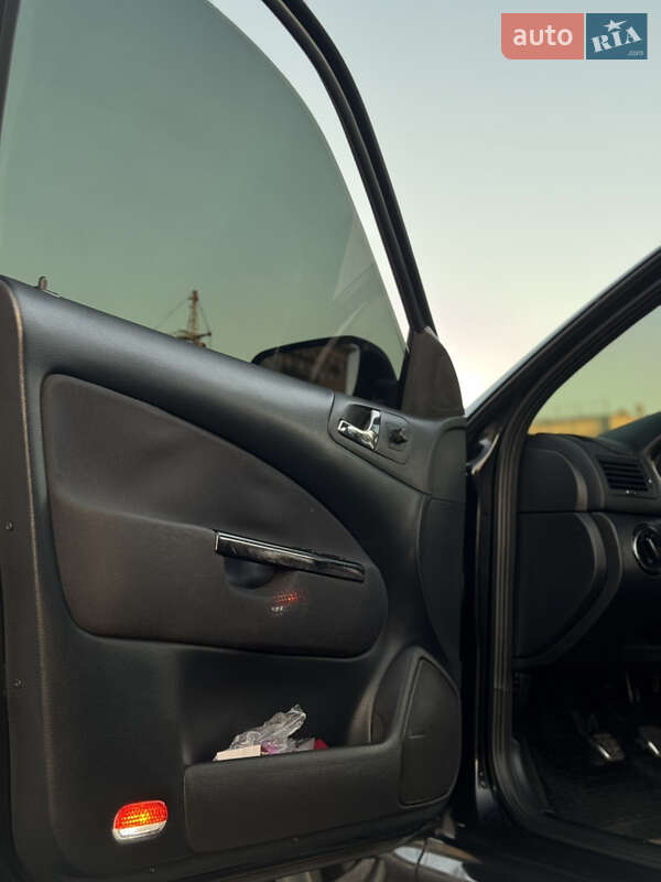 Универсал Skoda Octavia 2004 в Харькове