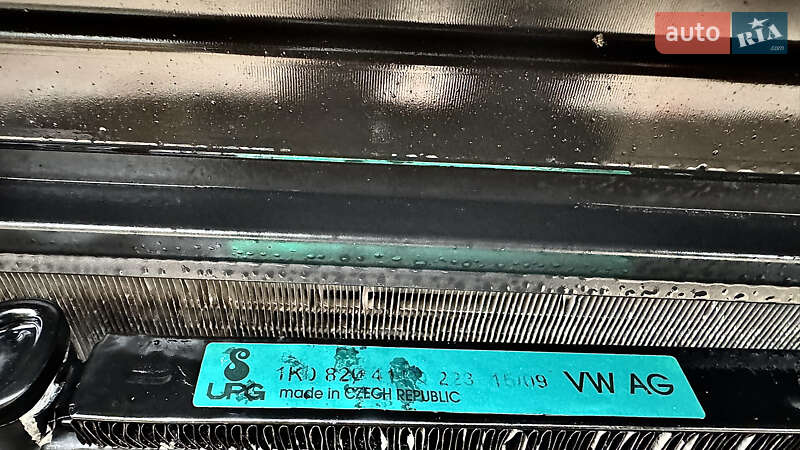 Универсал Skoda Octavia 2010 в Хороле