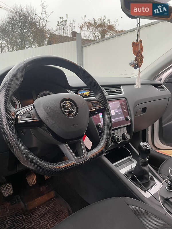 Універсал Skoda Octavia 2017 в Кам'янському