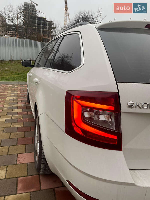 Універсал Skoda Octavia 2017 в Кам'янському