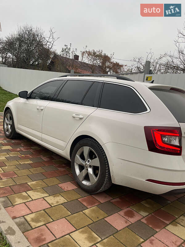 Універсал Skoda Octavia 2017 в Кам'янському