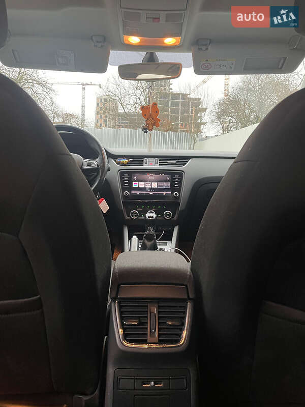 Універсал Skoda Octavia 2017 в Кам'янському