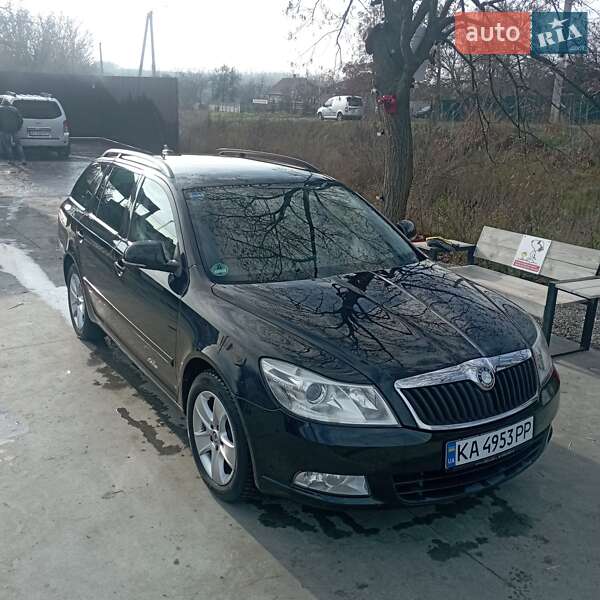 Універсал Skoda Octavia 2010 в Черкаському
