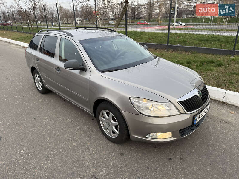 Универсал Skoda Octavia 2010 в Киеве