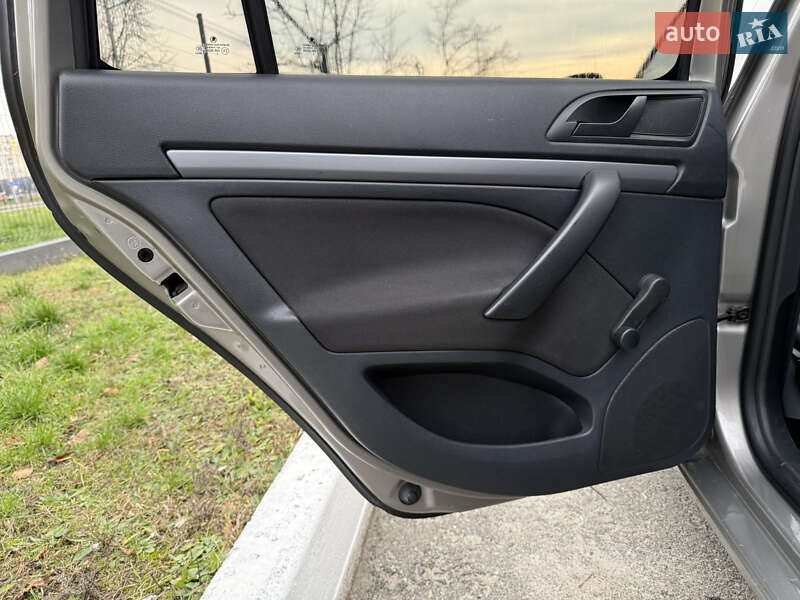 Универсал Skoda Octavia 2010 в Киеве