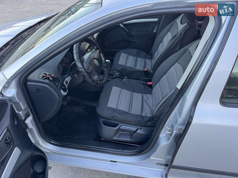 Ліфтбек Skoda Octavia 2008 в Тернополі