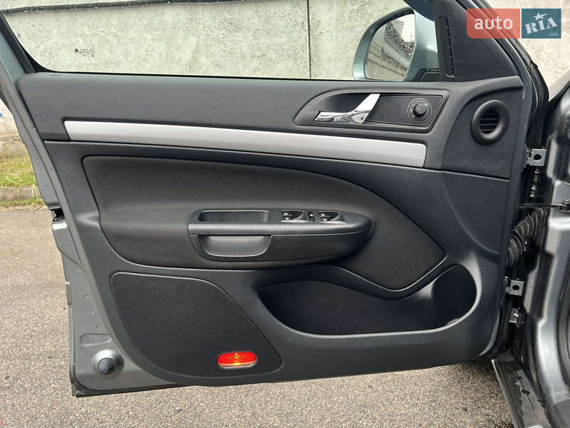 Универсал Skoda Octavia 2013 в Киеве фото 9 Универсал Skoda Octavia 2013 в Киеве