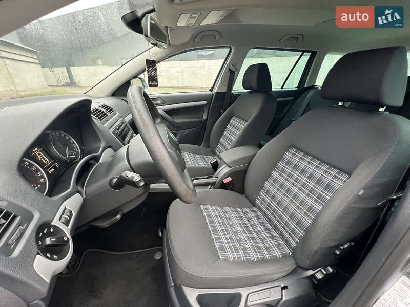 Универсал Skoda Octavia 2013 в Киеве фото 13 Универсал Skoda Octavia 2013 в Киеве