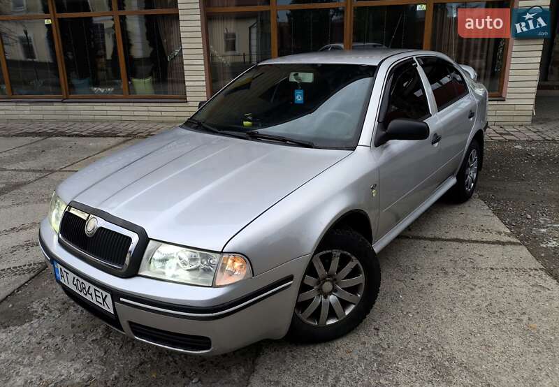 Ліфтбек Skoda Octavia 2003 в Надвірній