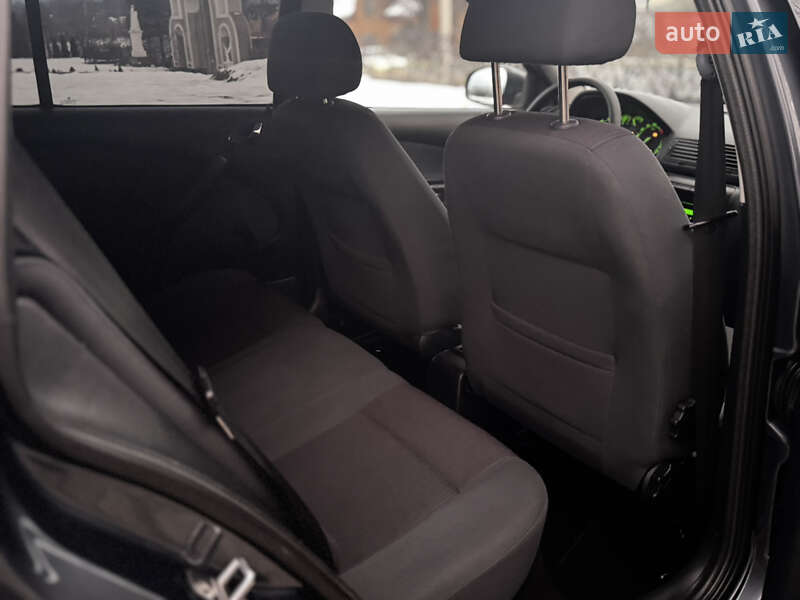 Універсал Skoda Octavia 2009 в Дрогобичі