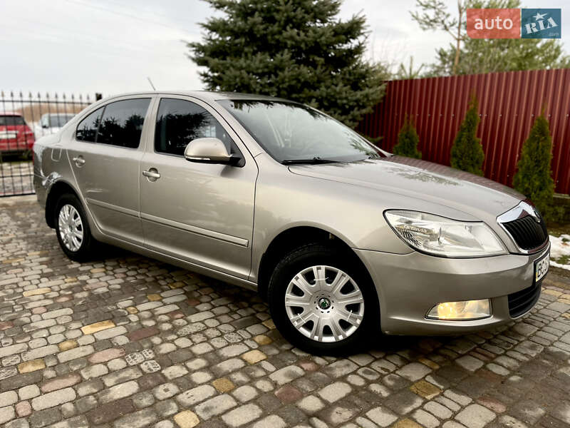 Skoda Octavia 2011 Skoda Octavia 2011