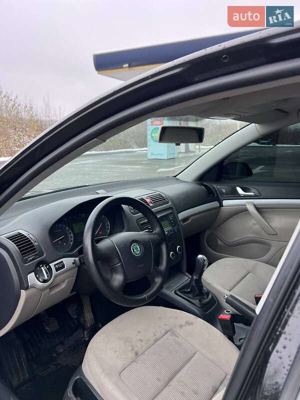 Лифтбек Skoda Octavia 2005 в Львове