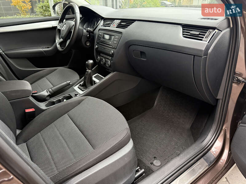 Лифтбек Skoda Octavia 2013 в Киеве фото 12 Лифтбек Skoda Octavia 2013 в Киеве