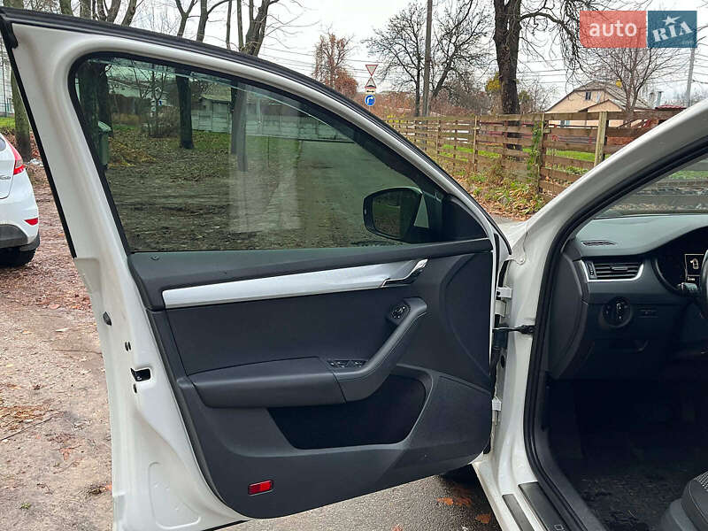 Лифтбек Skoda Octavia 2013 в Киеве фото 12 Лифтбек Skoda Octavia 2013 в Киеве