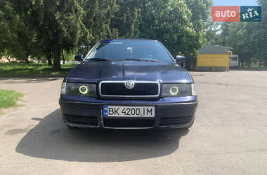 Лифтбек Skoda Octavia 1998 в Ровно