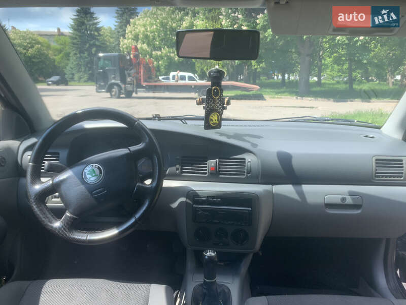 Ліфтбек Skoda Octavia 1998 в Рівному