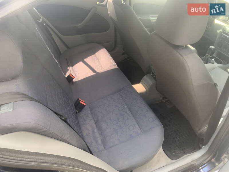 Ліфтбек Skoda Octavia 1998 в Рівному