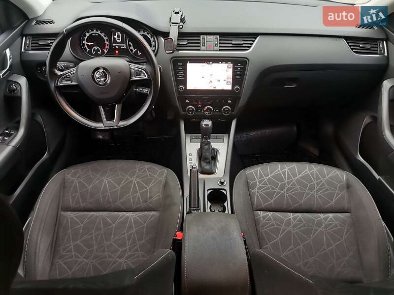 Універсал Skoda Octavia 2018 в Чернівцях фото 11 Універсал Skoda Octavia 2018 в Чернівцях