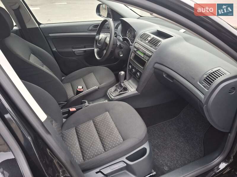 Універсал Skoda Octavia 2011 в Лубнах