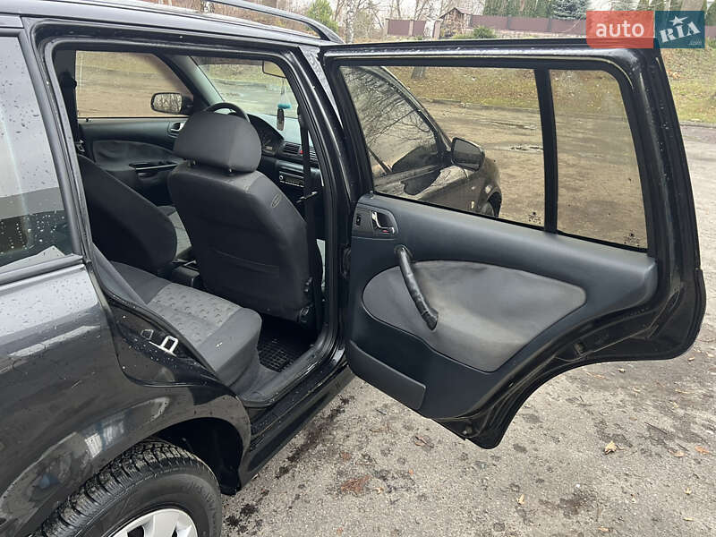 Універсал Skoda Octavia 2003 в Золочеві